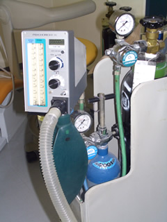 笑気吸入鎮静法画像